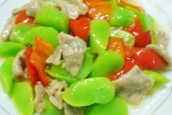 莴笋炒肉片.jpg