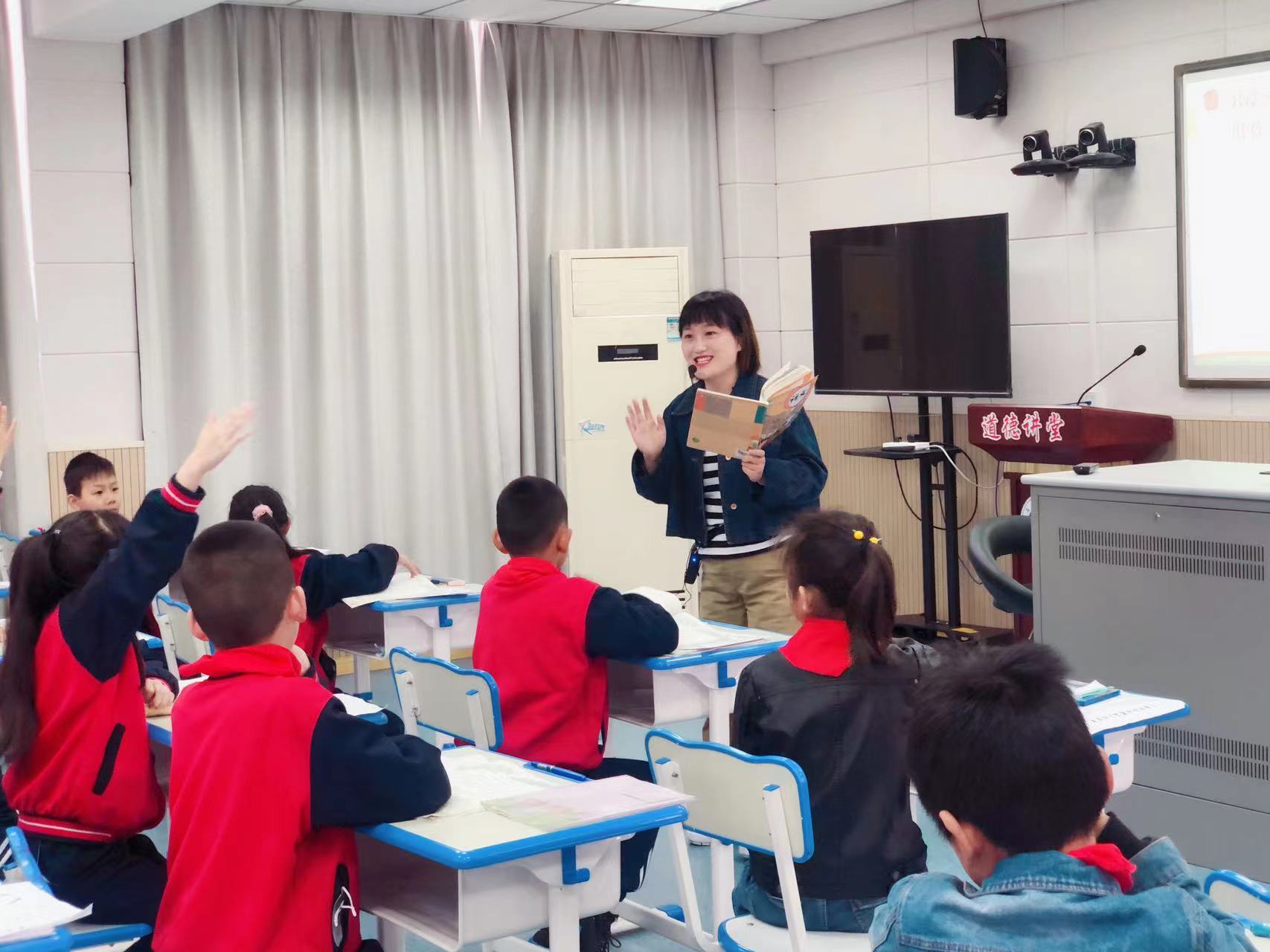 汤成果.jpg