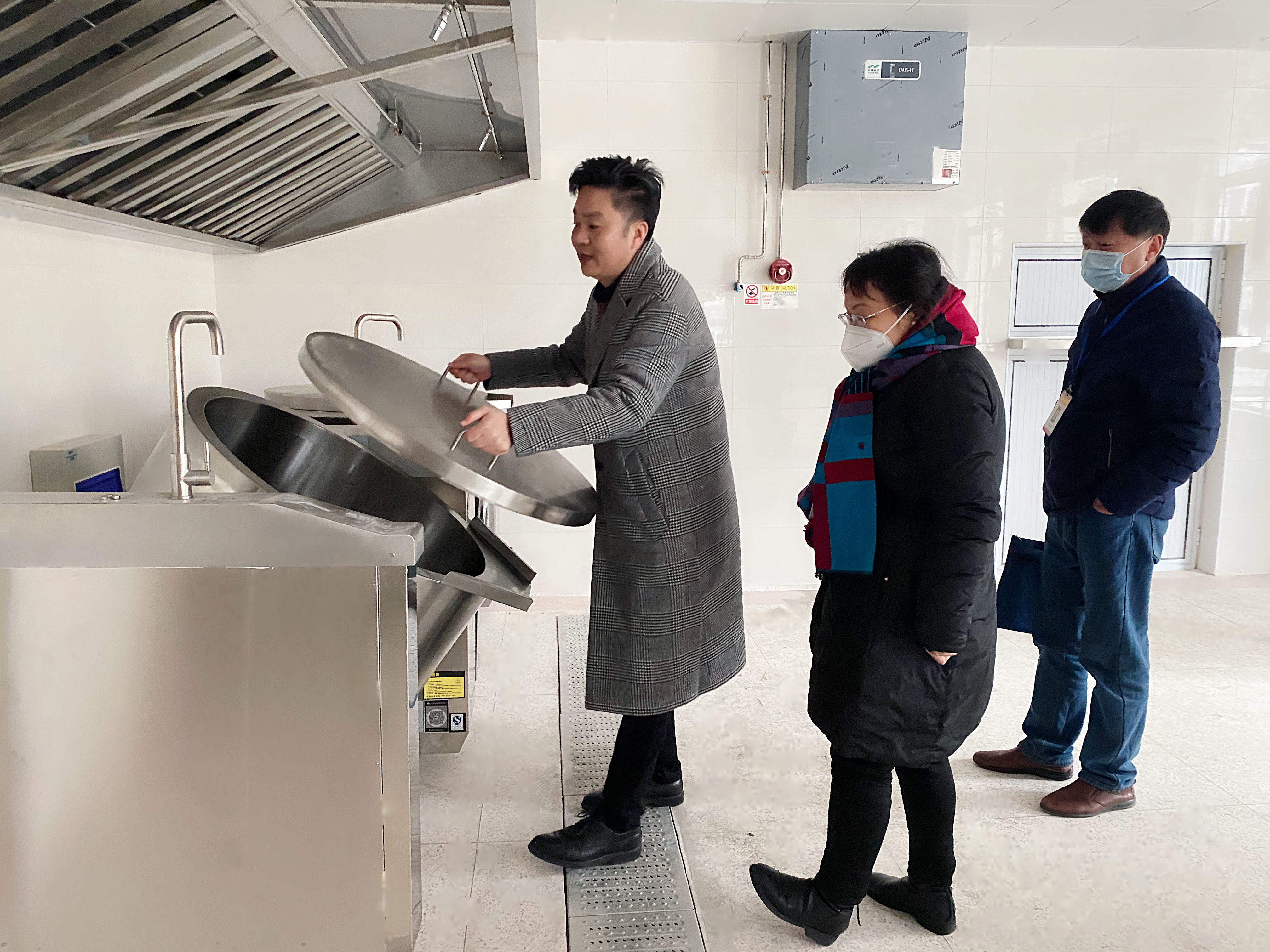 食堂检查4.jpg